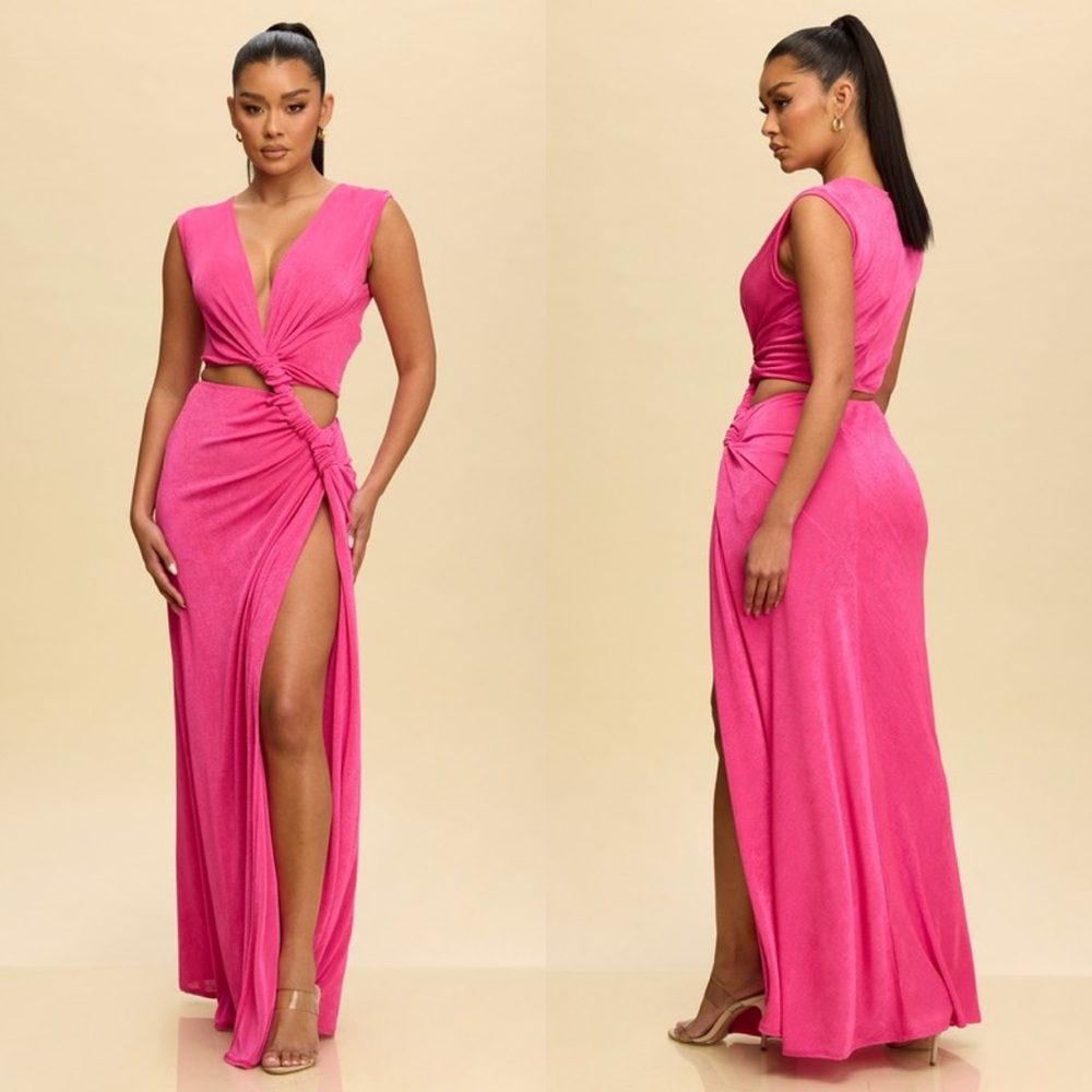 *24 HOUR SALE* Don’t Get It Twisted Twist Cut Out Maxi Dress - Picture 3 of 9